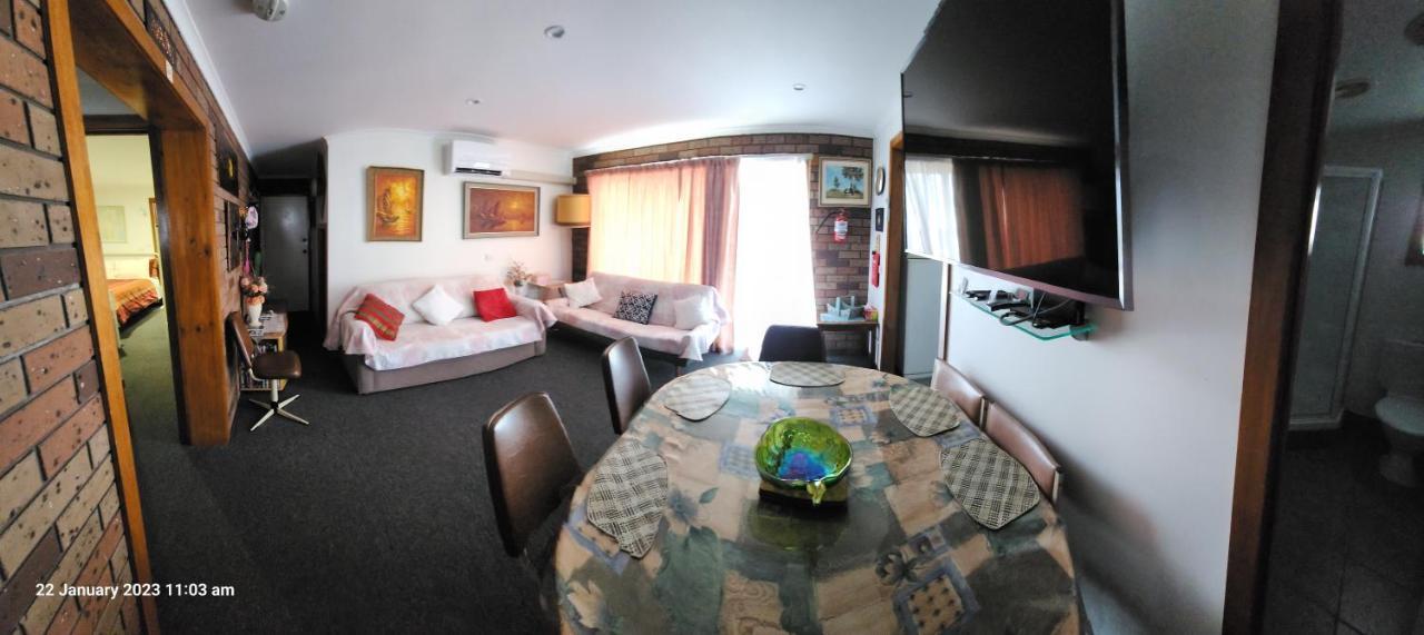 Traplins Accomodation Lakes Entrance Dış mekan fotoğraf